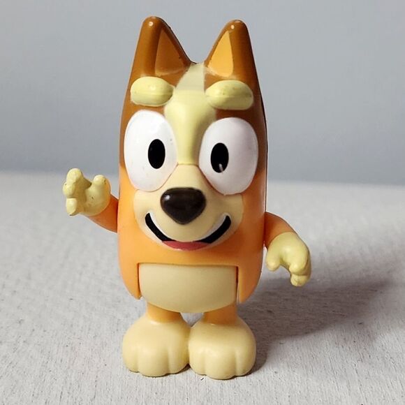 Disney JR BLUEY Bingo Heeler ACTION FIGURE Cartoon Dog Blue Brother Sibling - Picture 1 of 5